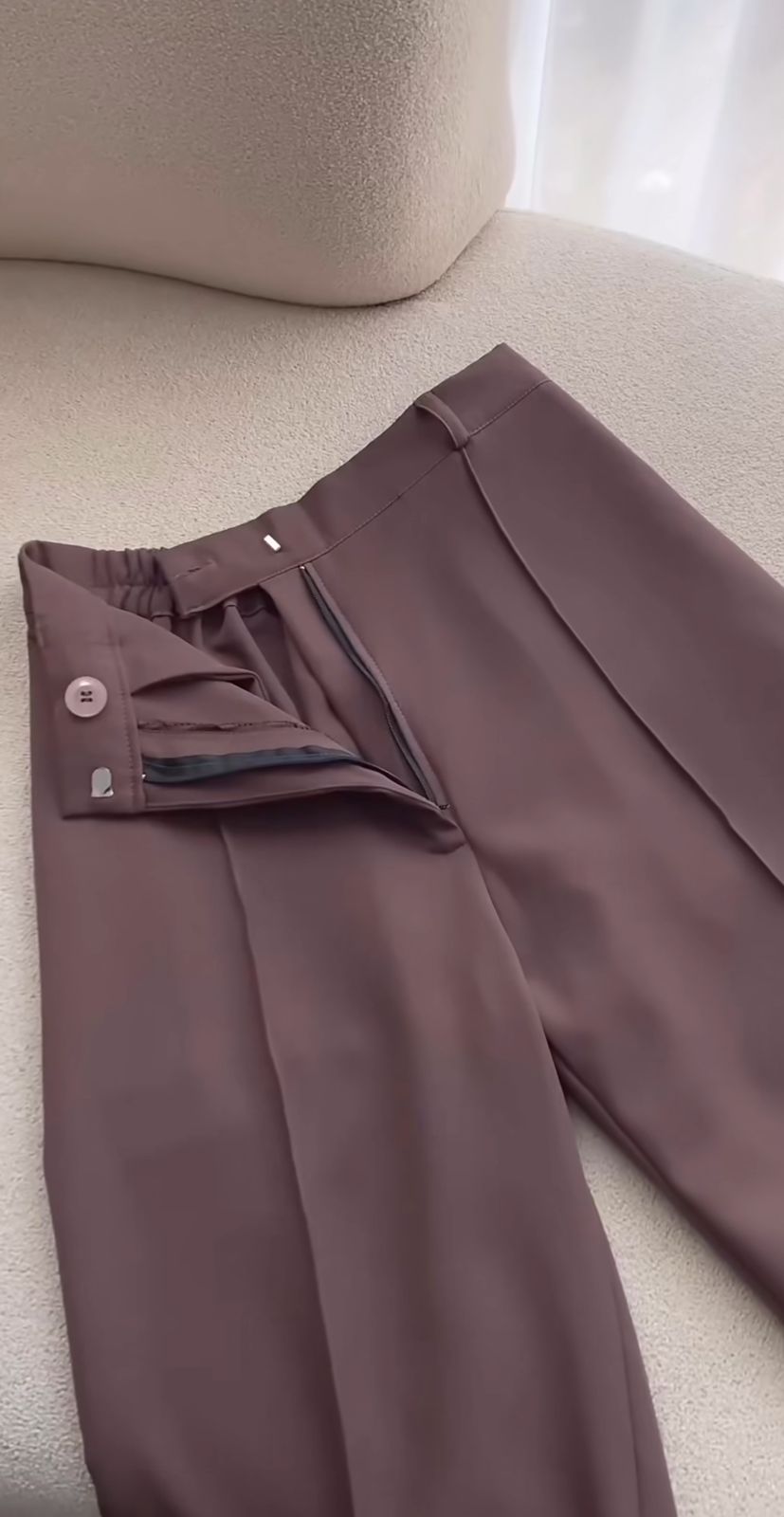 Freya Pant